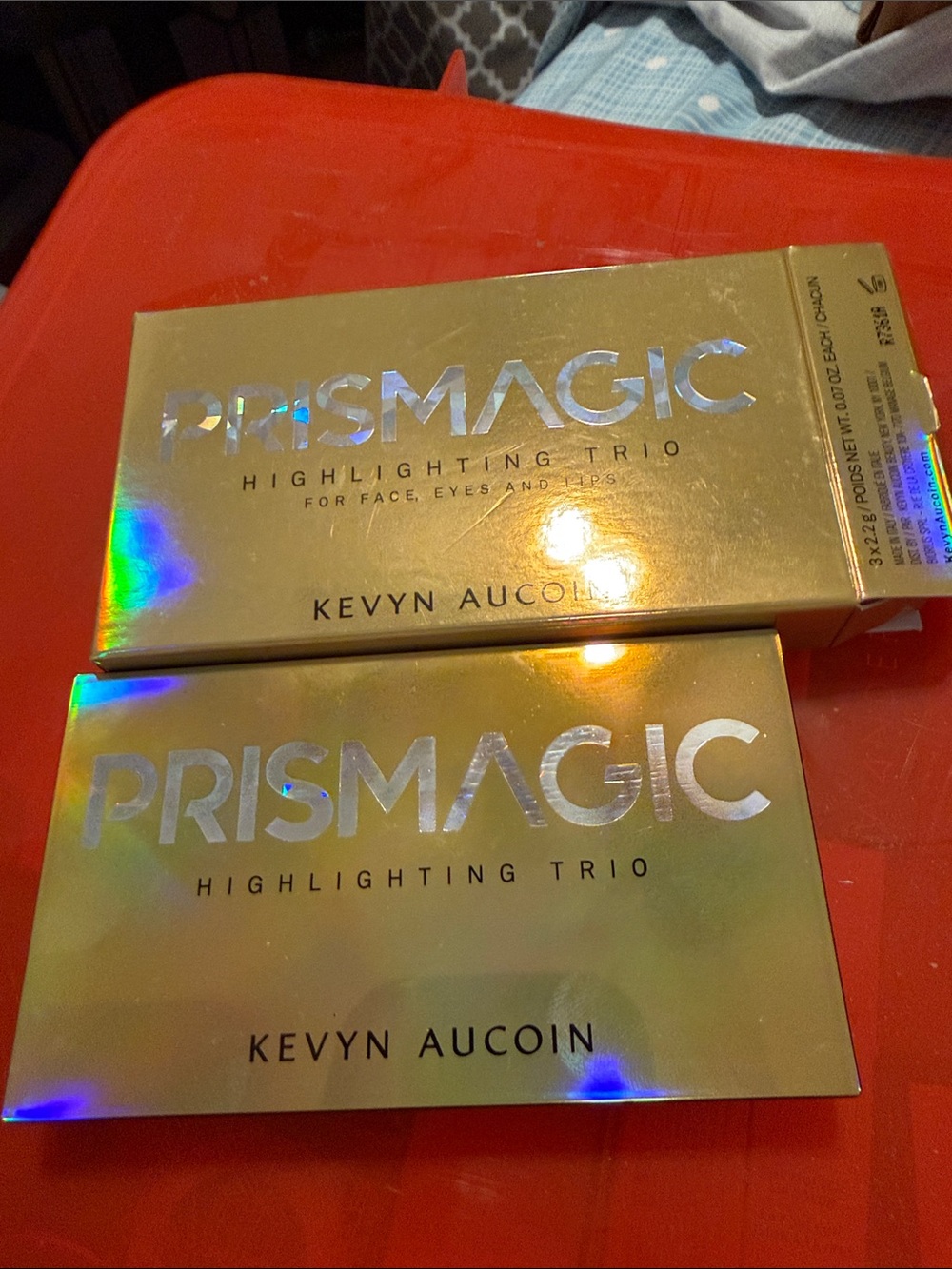 Kevyn Aucoin Prismagic Highlighting Trio - Gold Holographic Compact